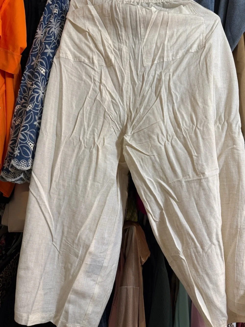 Womens Cream  cropped Cargo  Pants - Picture 5 of 5